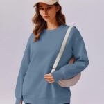 Sweatshirt with Thumbholes Pockets 2024 Fall Outfits 13